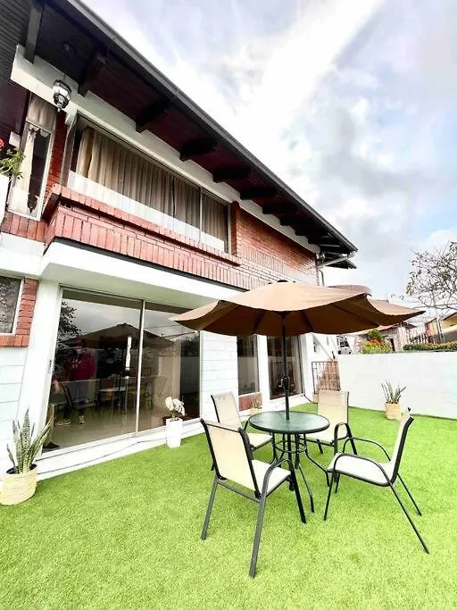 Villa Gaby'S Home. Quito Ecuador